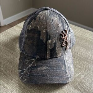NWOT … BROWNING Camouflage Hat